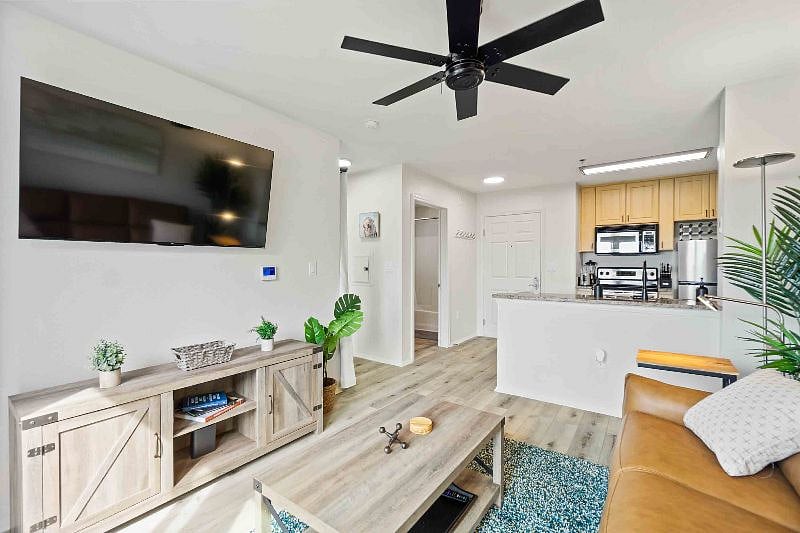 Furnished Finder property 569157_1 photo 6