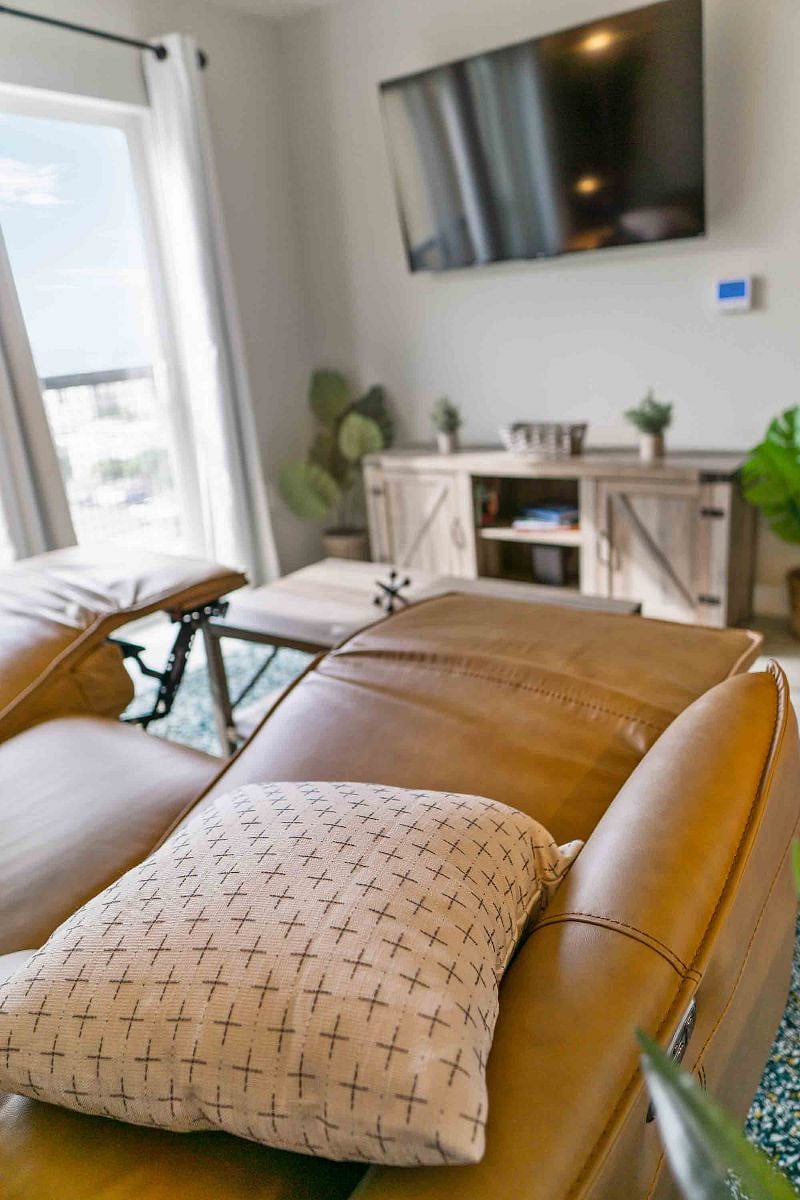 Furnished Finder property 569157_1 photo 5