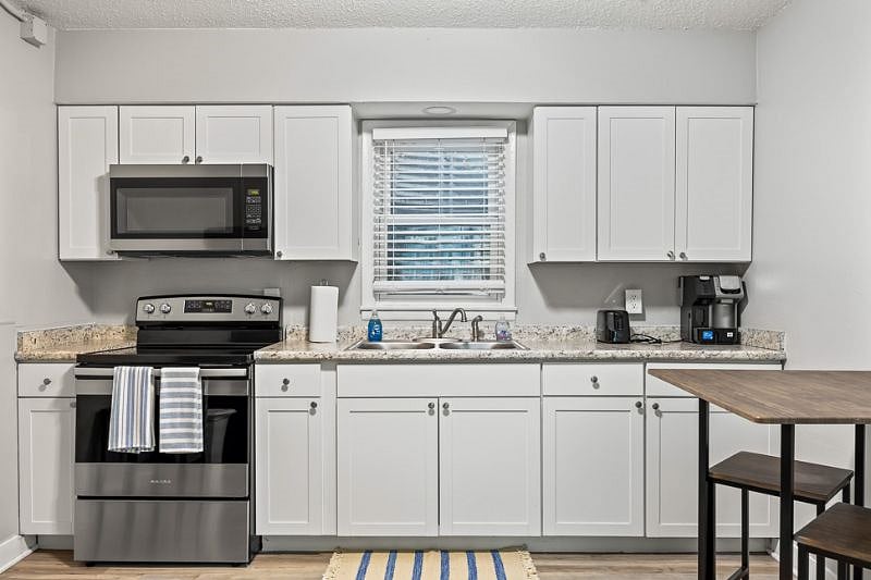 Furnished Finder property 569222_2 photo 7