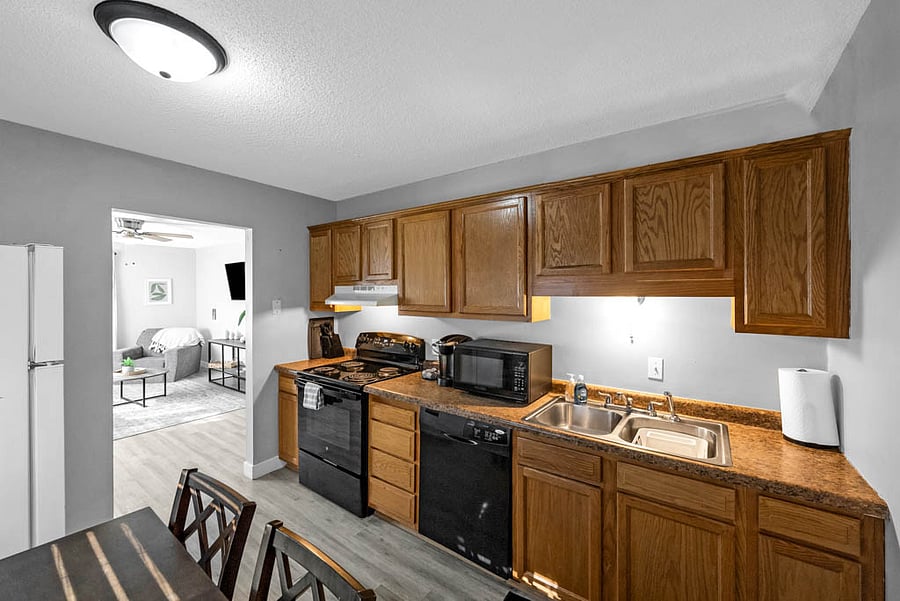 Furnished Finder property 569222_3 photo 9