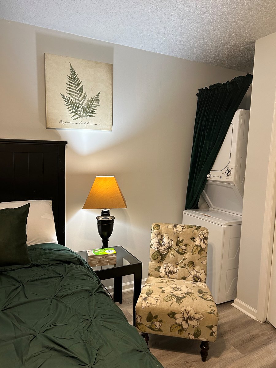 Furnished Finder property 569264_1 photo 22