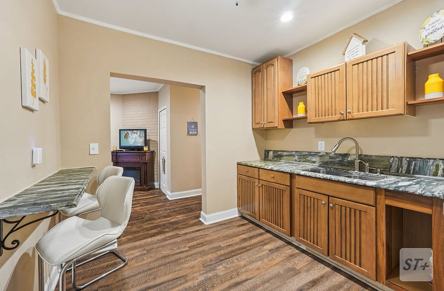 Furnished Finder property 569264_2 photo 5