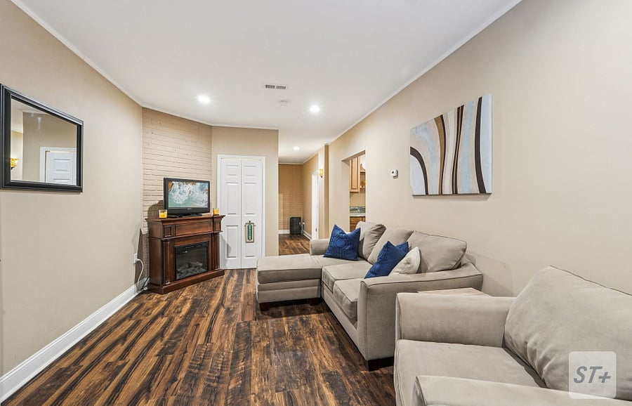 Furnished Finder property 569264_2 photo 15