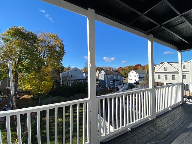 Expansive back porch!