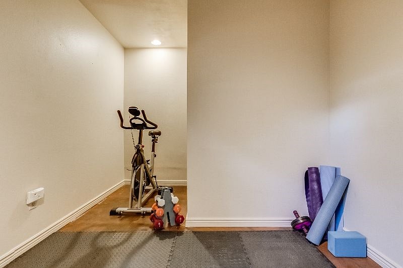 Furnished Finder property 569313_1 photo 28