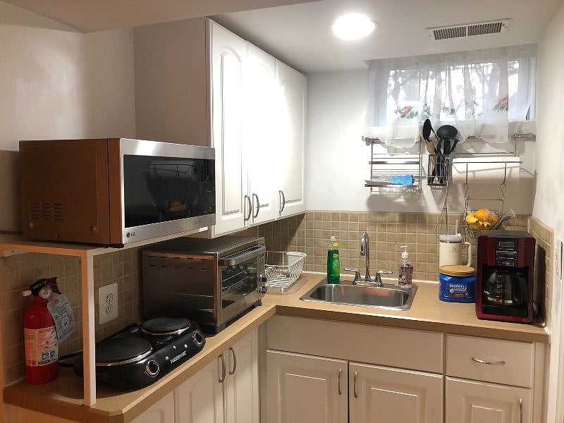 Furnished Finder property 569325_1 photo 16