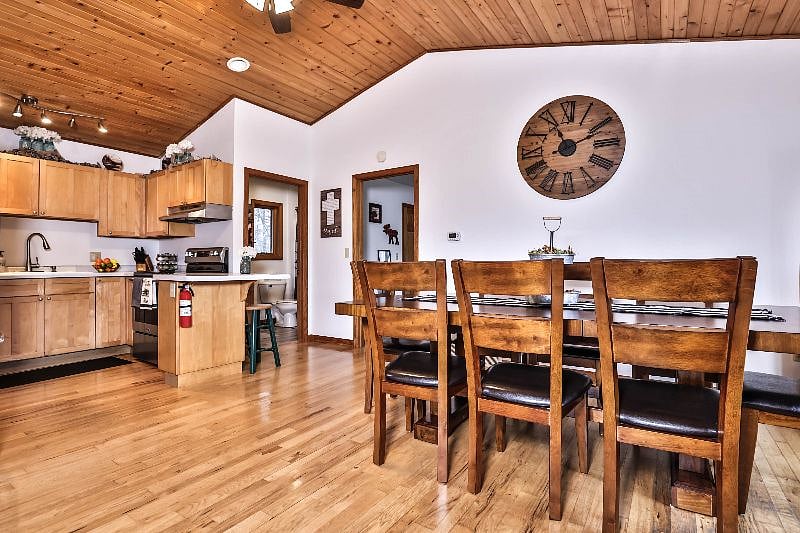 Furnished Finder property 569437_1 photo 6