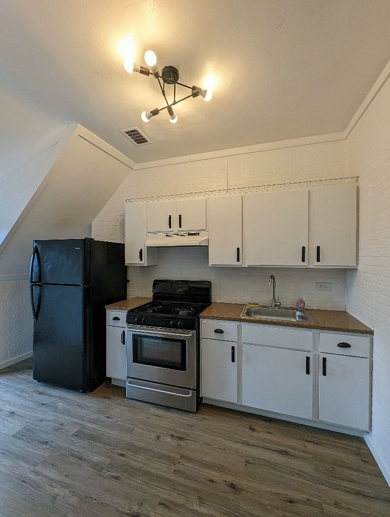 Furnished Finder property 569472_1 photo 3
