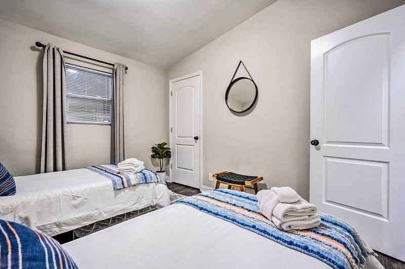 Furnished Finder property 569533_1 photo 15
