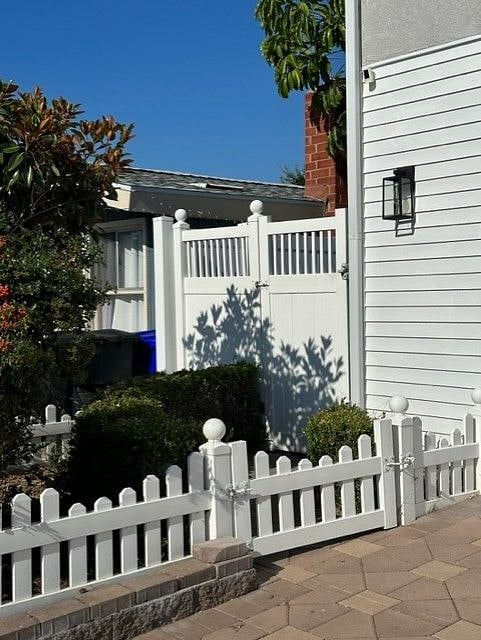 Furnished Finder property 569534_1 photo 4