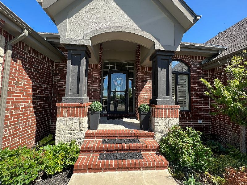 Exterior entry of home
