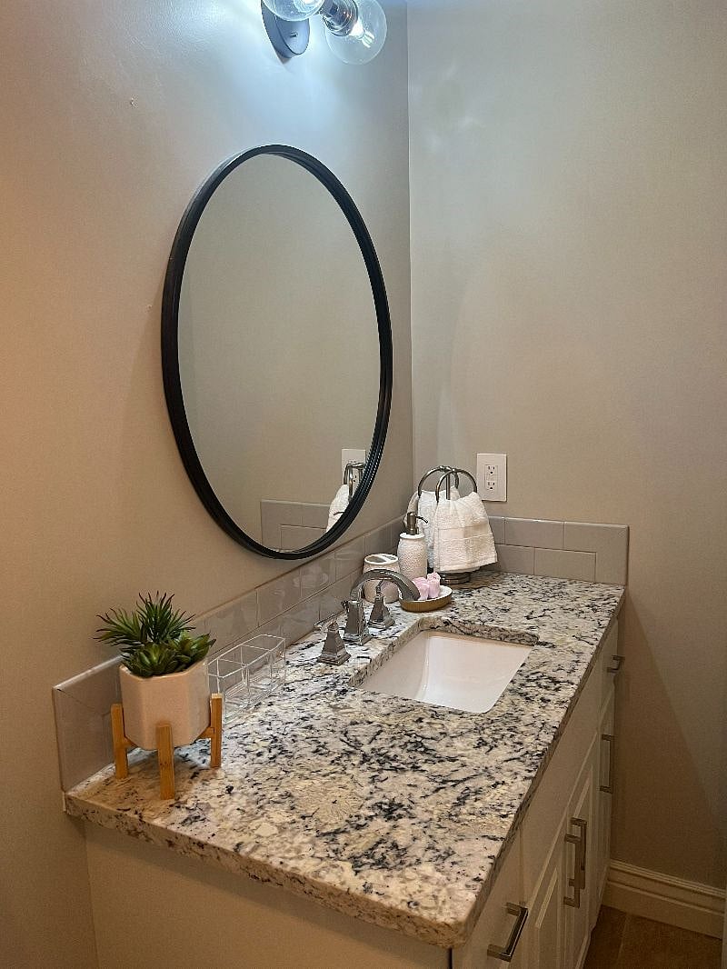 Full bathroom 