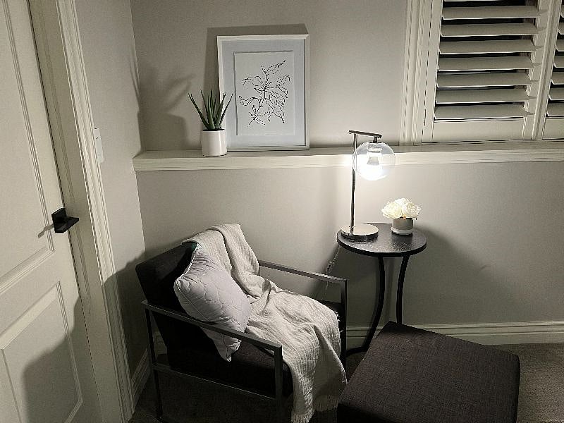 Room color scheme is grey, black and white