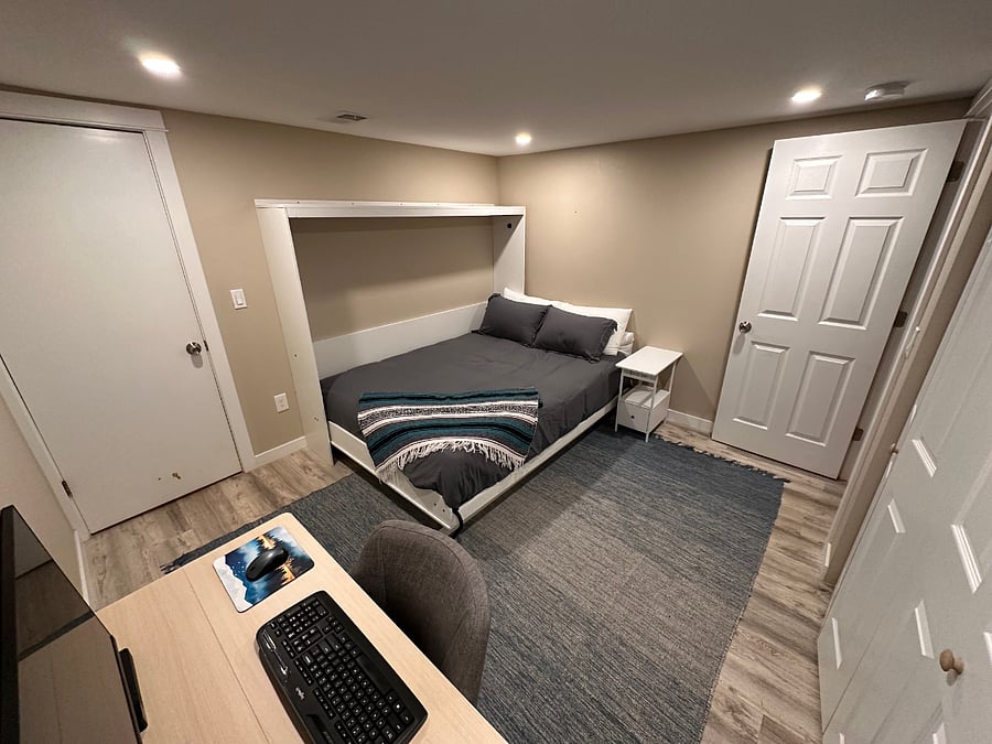 Office/2nd bedroom with murphy bed laid down (with plush memory foam mattress, mamboo sheets, microfiber duvet etc.).