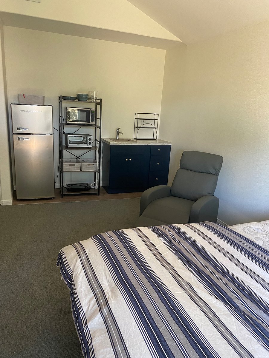 Furnished Finder property 569580_1 photo 17