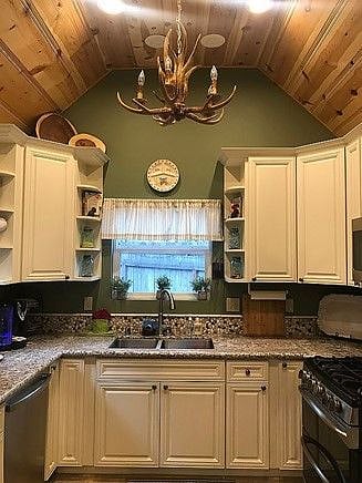 Furnished Finder property 569623_1 photo 8