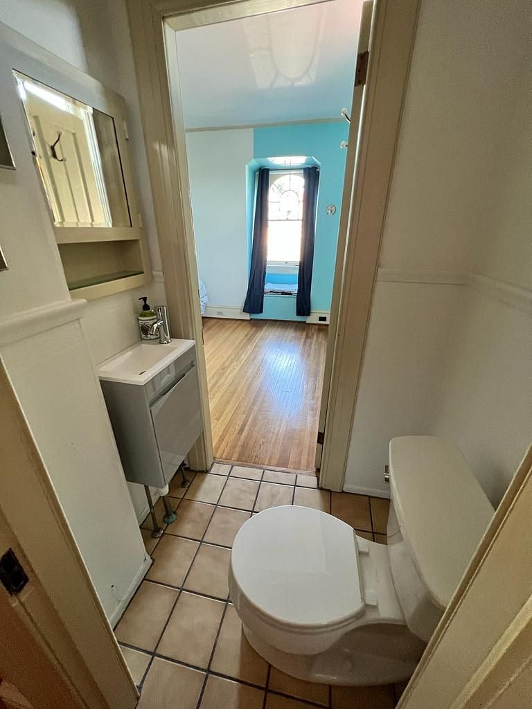 Furnished Finder property 569653_1 photo 2