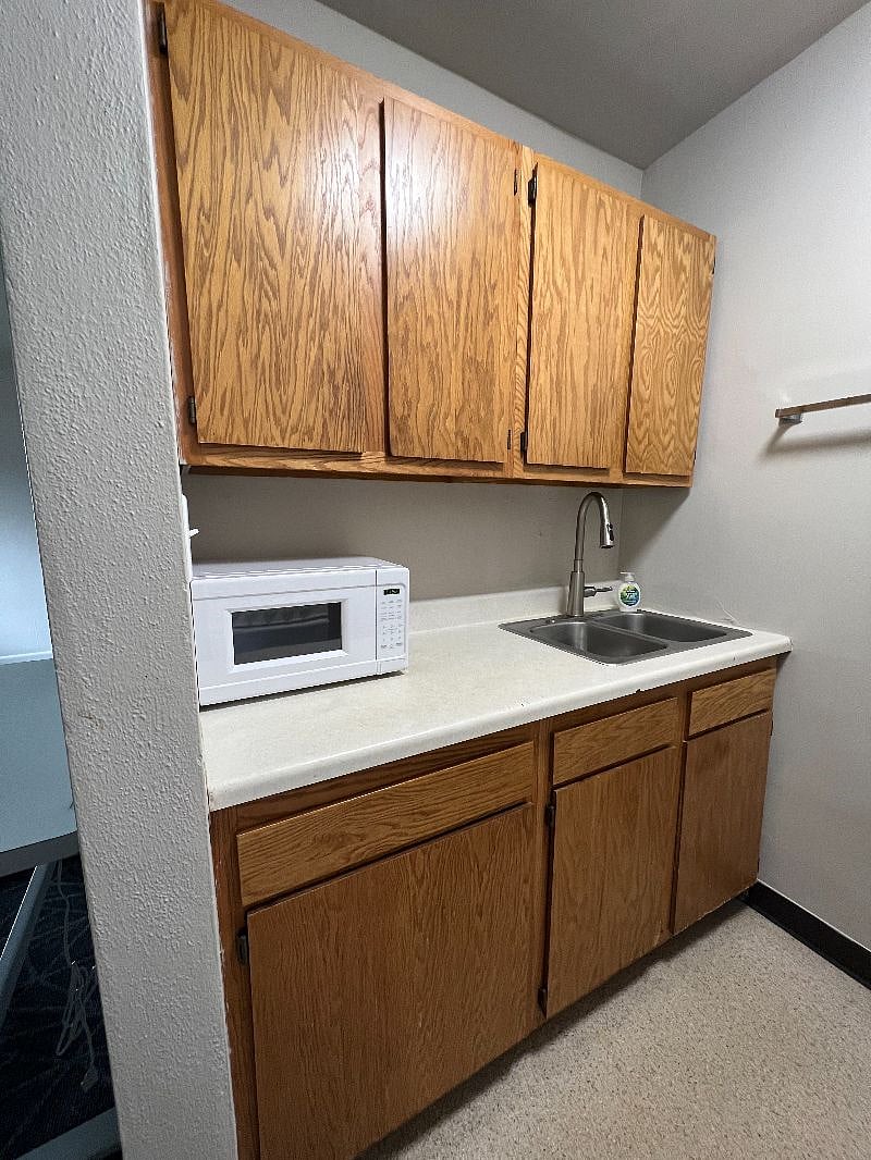 Furnished Finder property 569665_4 photo 12