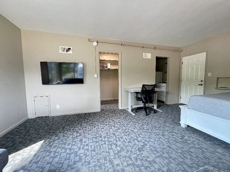 Furnished Finder property 569665_7 photo 4