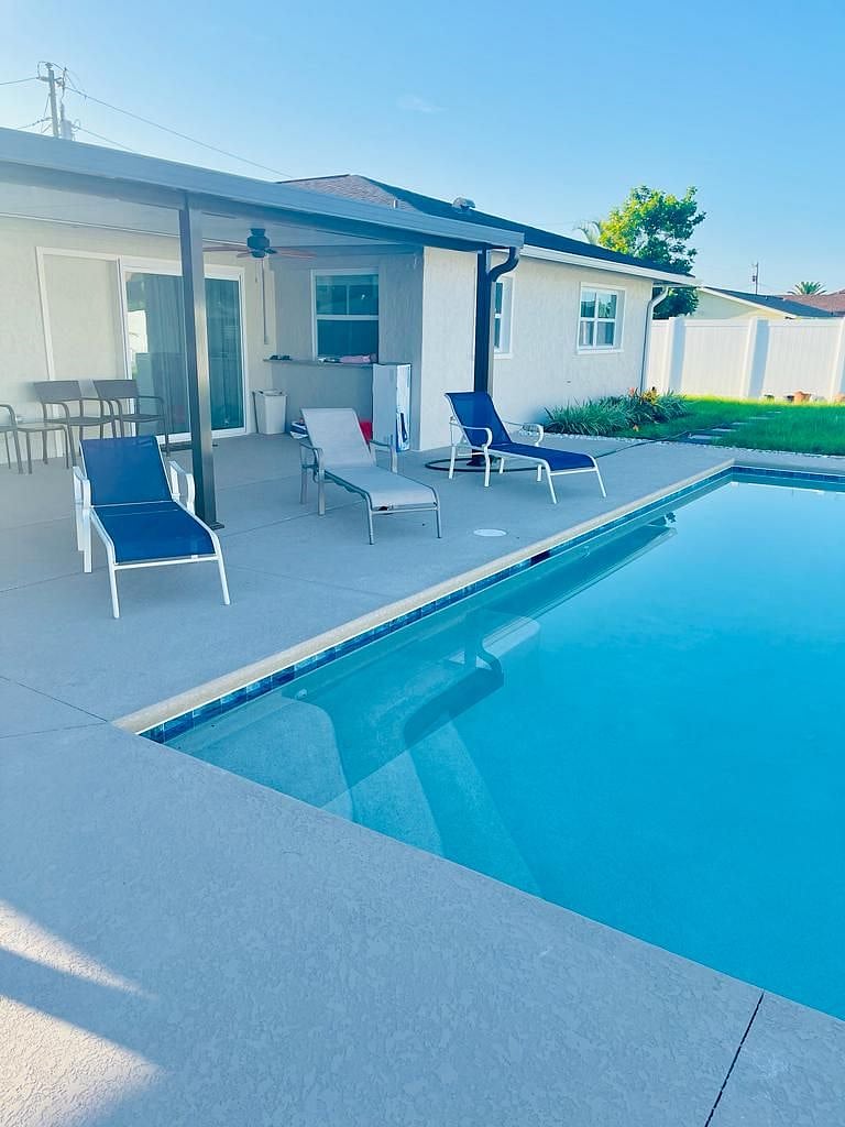 Furnished Finder property 569722_1 photo 24