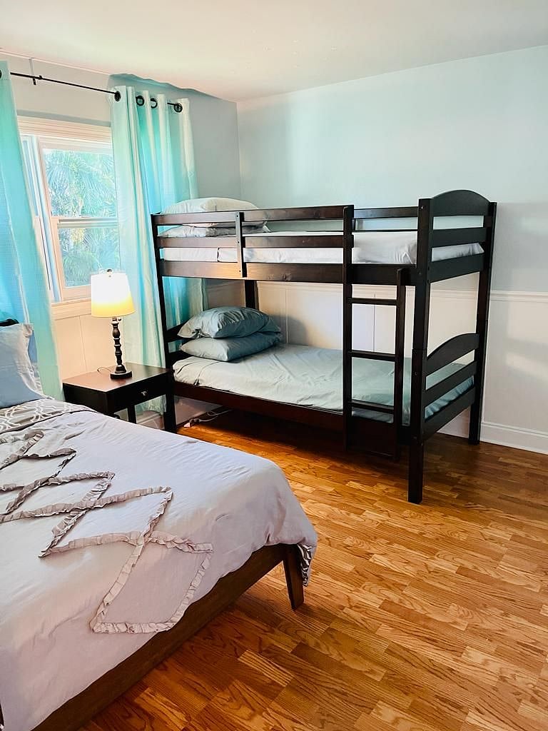 Furnished Finder property 569722_1 photo 12