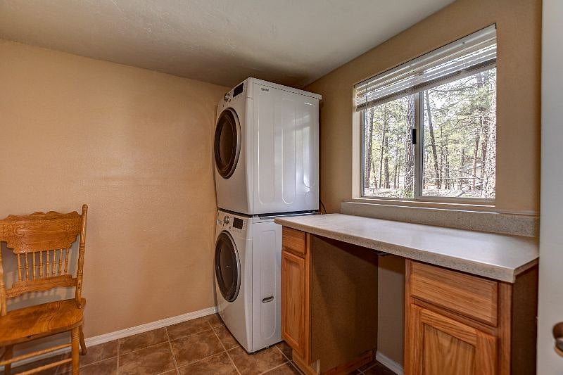 Furnished Finder property 569733_1 photo 8
