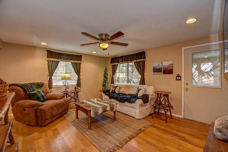 Furnished Finder property 569733_1 photo 4