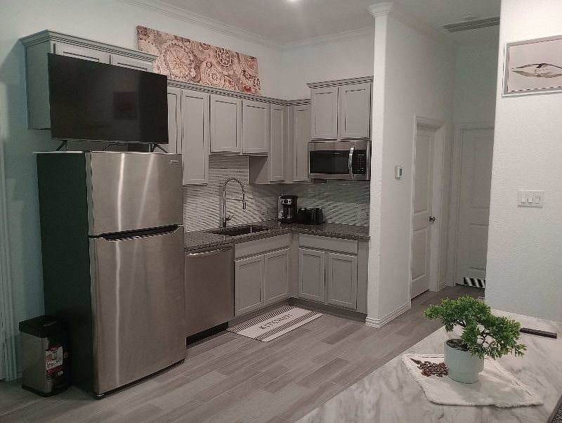 Furnished Finder property 569745_1 photo 16