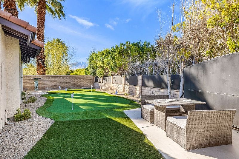 Furnished Finder property 569748_1 photo 9