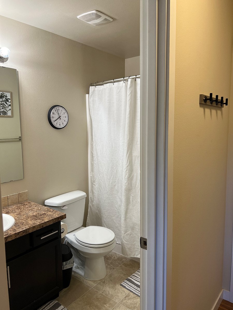 Furnished Finder property 569763_4 photo 12