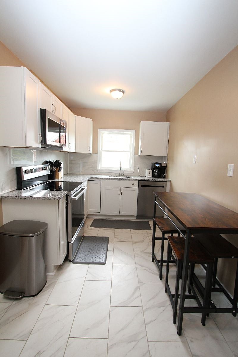 Furnished Finder property 569765_4 photo 6