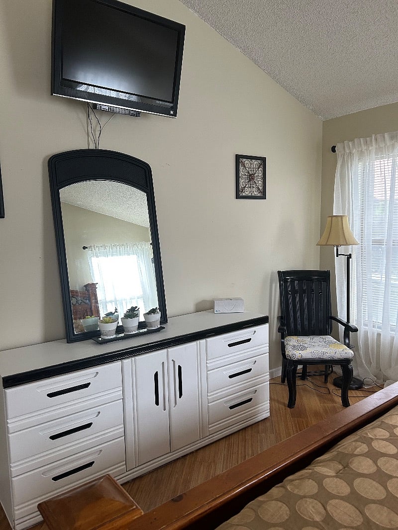 Furnished Finder property 569771_1 photo 6