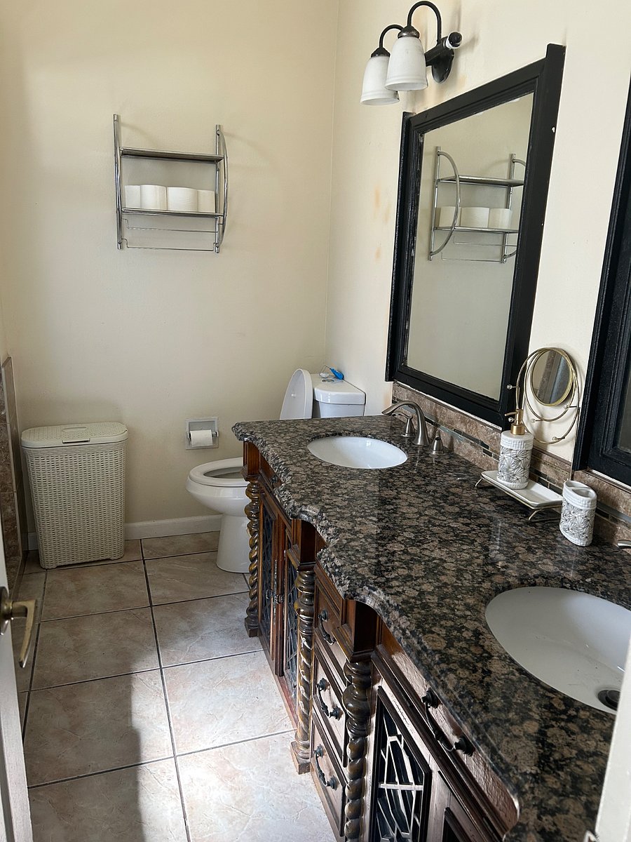 Furnished Finder property 569771_1 photo 13
