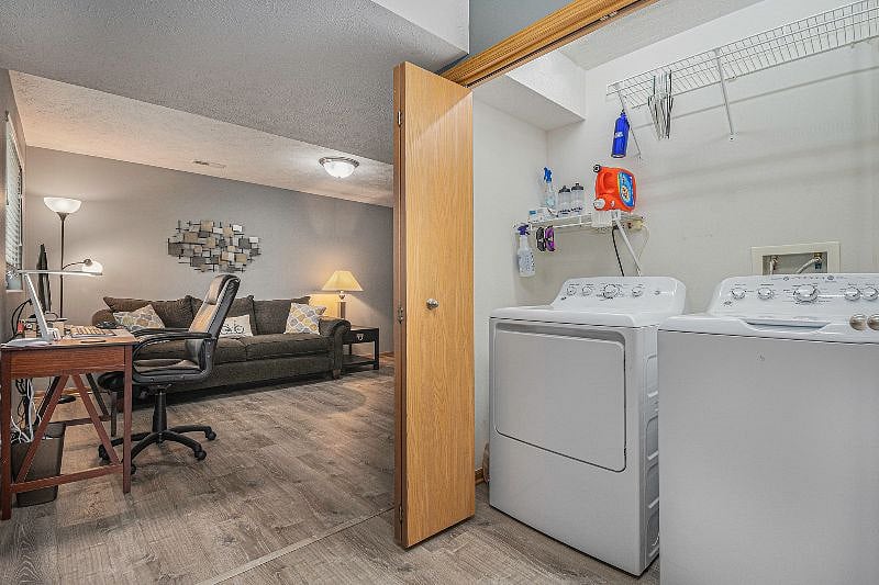 Washer / Dryer closet