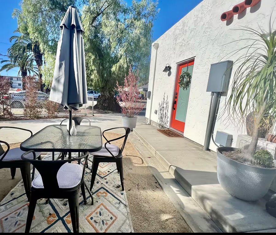 Furnished Finder property 569832_1 photo 12