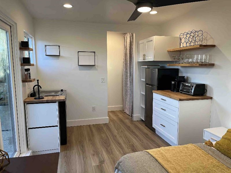 Furnished Finder property 569855_1 photo 4