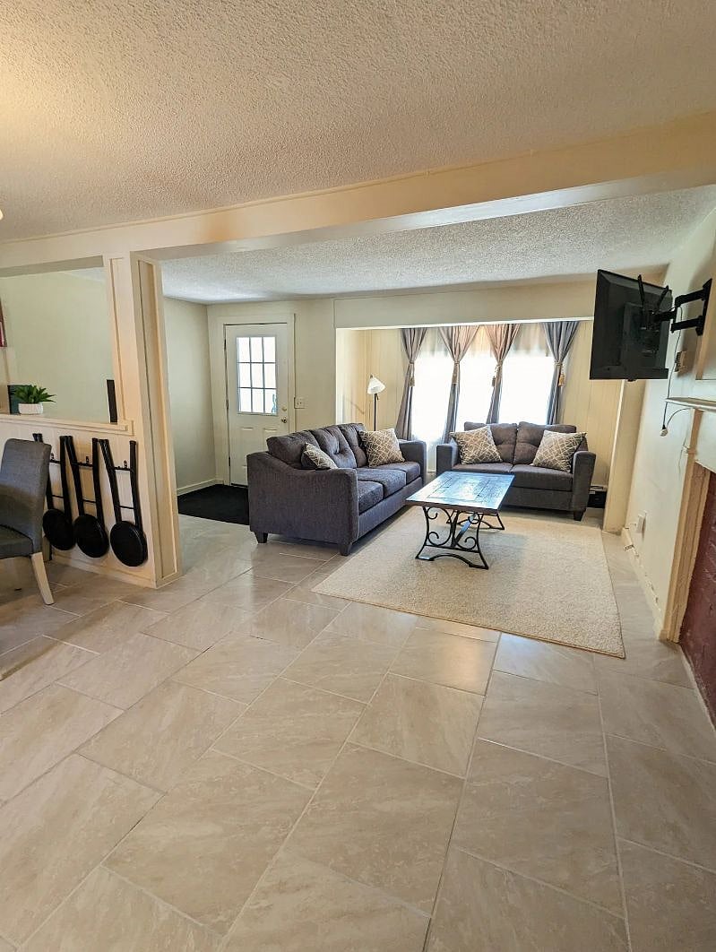 Furnished Finder property 569861_1 photo 5
