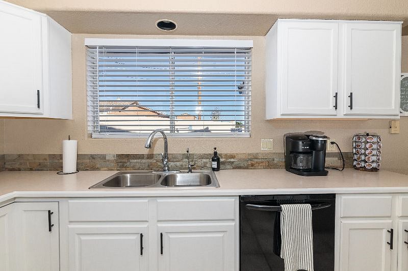 Furnished Finder property 569863_1 photo 13