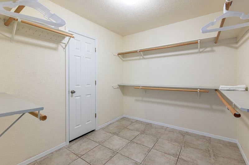 Furnished Finder property 569863_1 photo 24