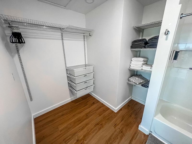 Furnished Finder property 569867_1 photo 9