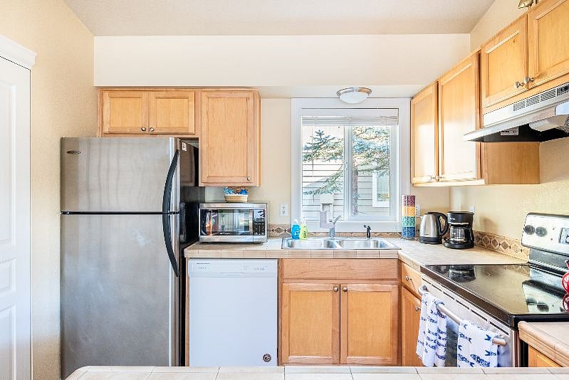 Furnished Finder property 569871_1 photo 7