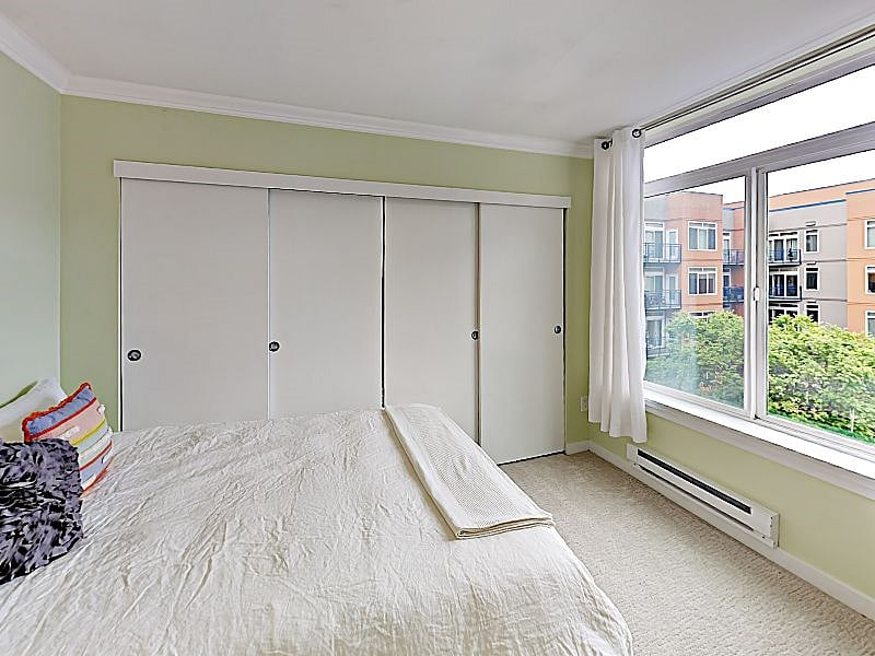 2nd bedroom.