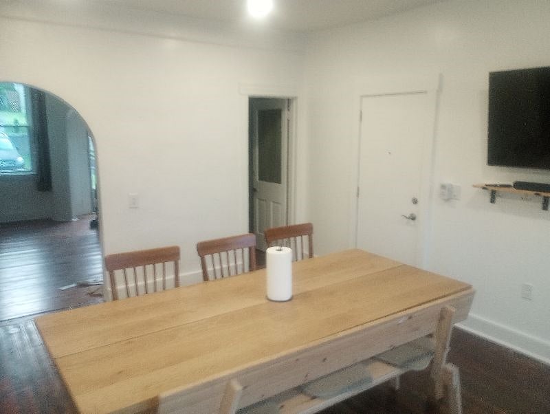 dining room, view 3