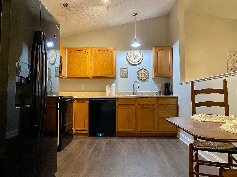Furnished Finder property 569901_1 photo 3