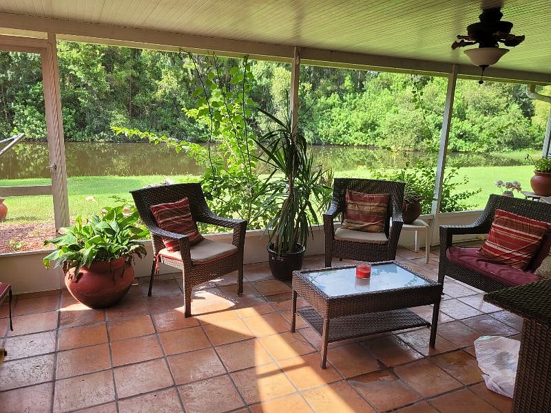Furnished Finder property 569948_1 photo 11