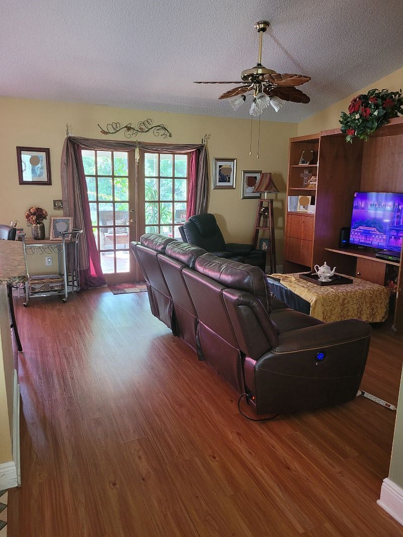 Furnished Finder property 569948_1 photo 8