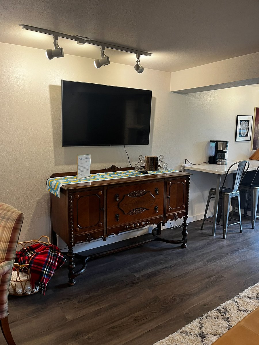 Furnished Finder property 569952_1 photo 8