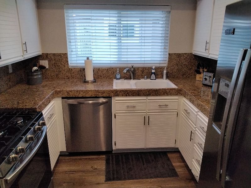 Furnished Finder property 570002_1 photo 3