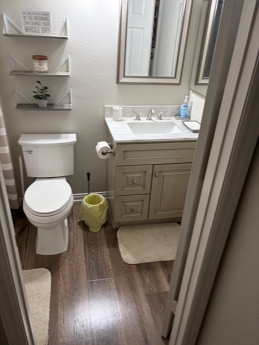 Furnished Finder property 570002_1 photo 14
