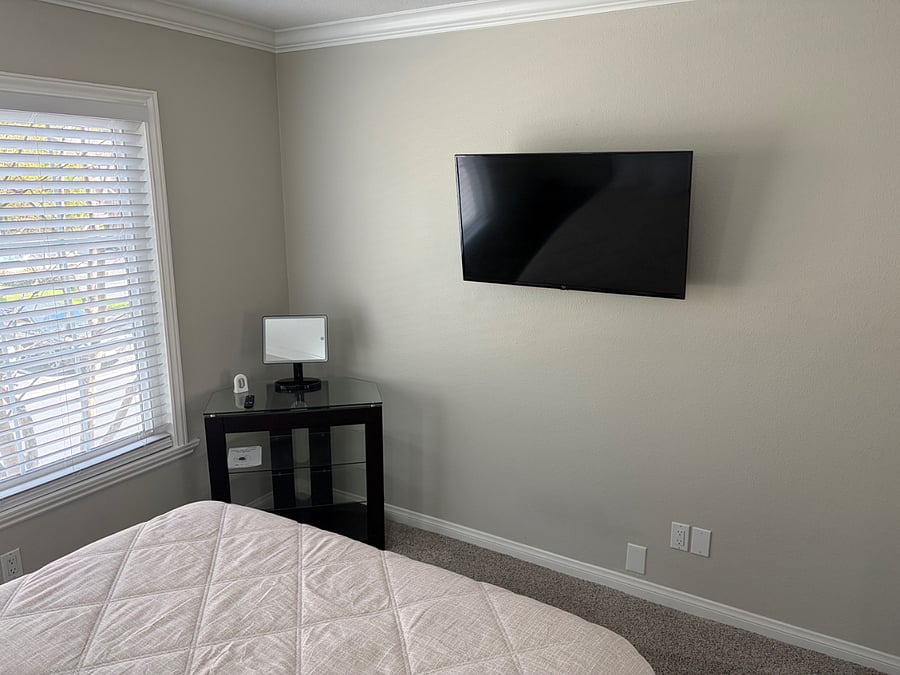 Furnished Finder property 570002_1 photo 17